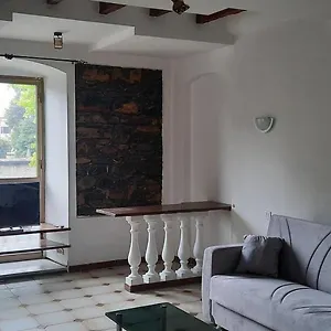Ferry House Appartamento